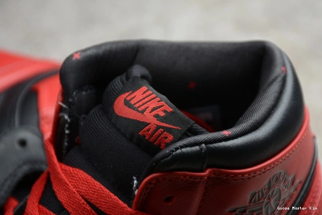 432001-001 Banned Retro Air 1 Jordan 0819
